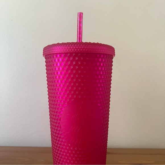 NWT Starbucks Pink Matted Studded Venti Cup ✨ - Picture 2 of 3